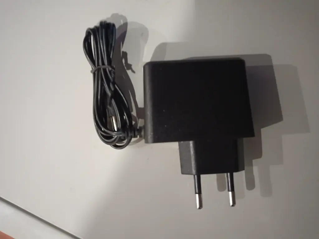 Adaptor 12V - 1A