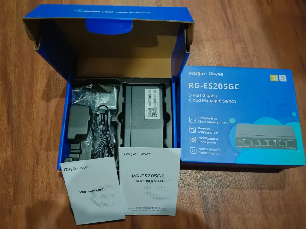 Switch Ruijie RG-ES205GC